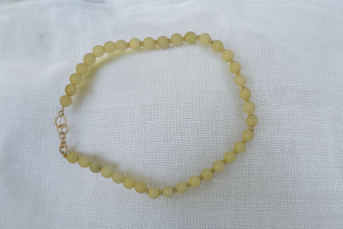 SunJade Necklace – Warm Yellow Jade Beaded Collar