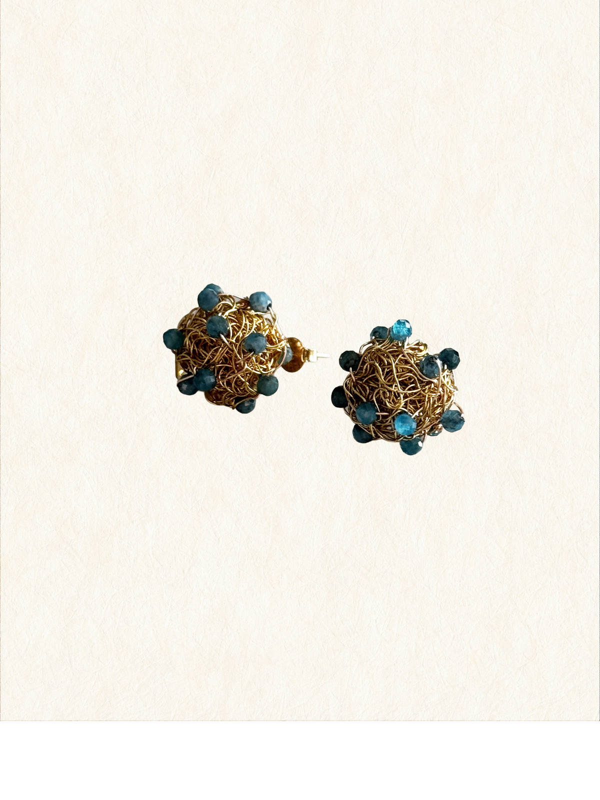 Bloom Stud Earrings – Handmade Gold Crochet with Natural Lilac Stones